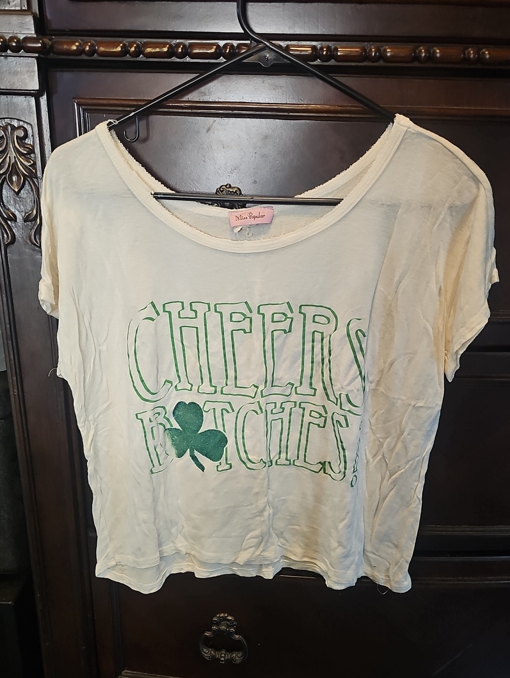 White Short Sleeve Graphic Crop Tee with Green 'CHEERS' Print